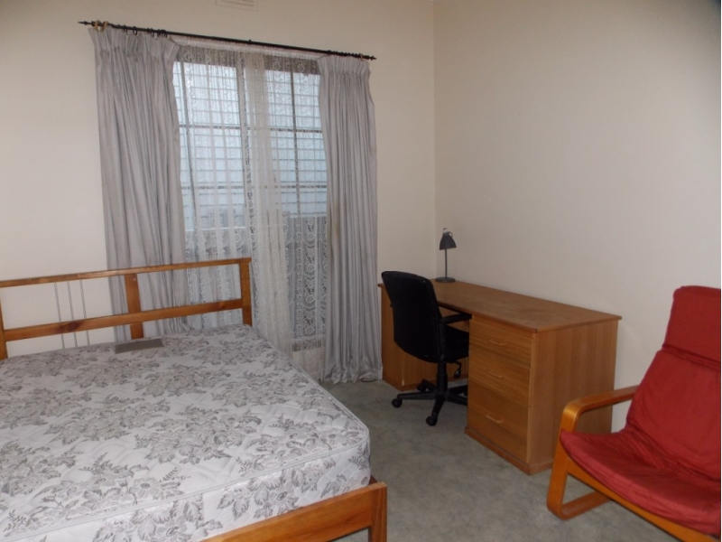 Preston  一单人房   近火车站电车站和购物街