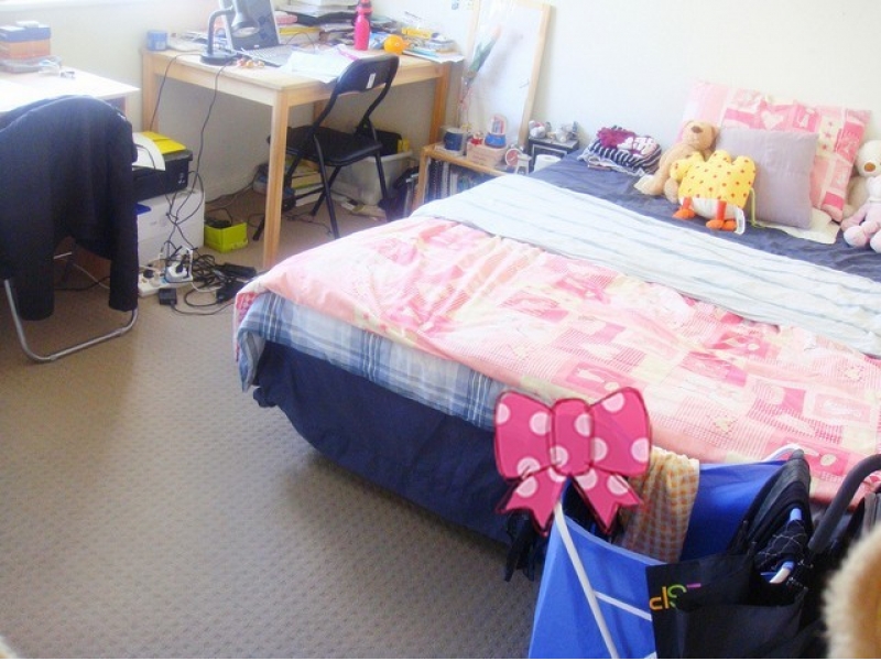 Clayton 便宜大房短租