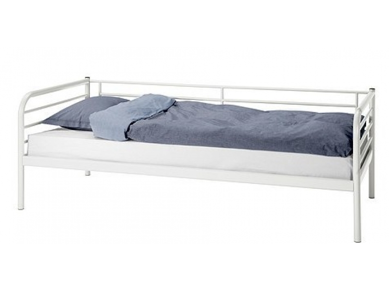 9.8成新的单人IKEA床和床垫半价！！~~~东南区~~~