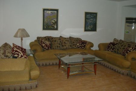 3 bedrooms apartment (close to subway, park) for rent