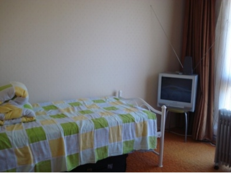 11月-2月短租 8分钟走到monash caulfield以及火车站 便宜